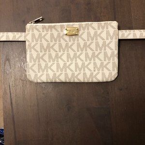 Micheal Kors fanny pack